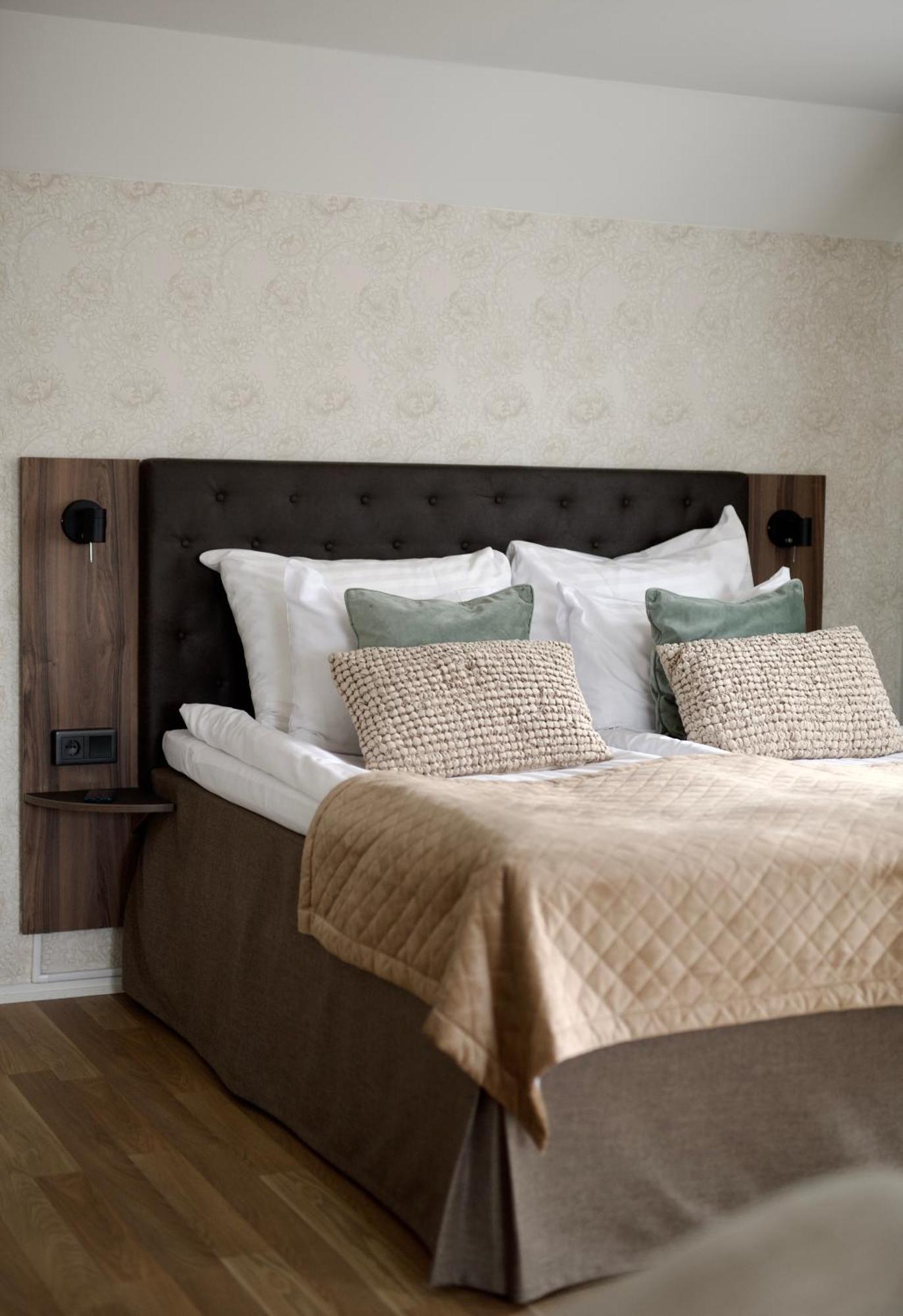 Home Hotel Cardinal Växjö Dış mekan fotoğraf